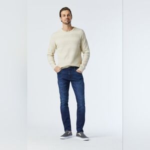 Size 31 Mavi Jeans "Jake" Slim Leg Denim